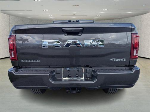 2025 RAM 2500 Laramie Crew Cab 4x4 6'4' Box