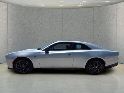 Triple Nickel 2025 Dodge Charger Daytona R/T