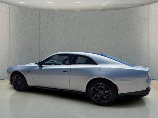 Triple Nickel 2025 Dodge Charger Daytona R/T