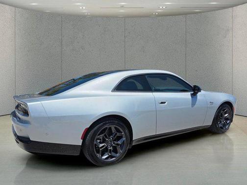 Triple Nickel 2025 Dodge Charger Daytona R/T