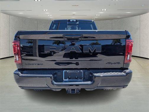 2025 RAM 2500 Limited Crew Cab 4x4 6'4' Box