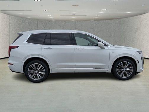 2021 Cadillac XT6 Premium Luxury FWD