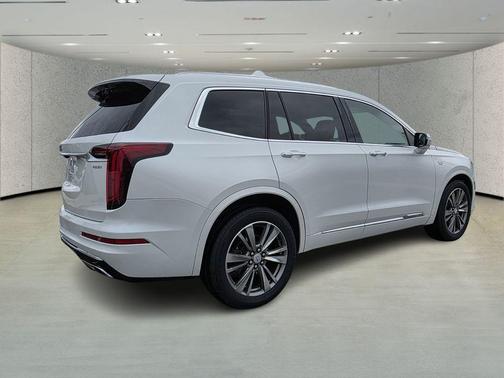 2021 Cadillac XT6 Premium Luxury FWD