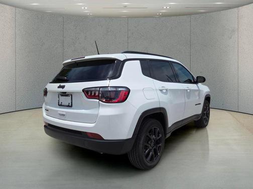 Bright White Clearcoat 2026 Jeep Compass Sport
