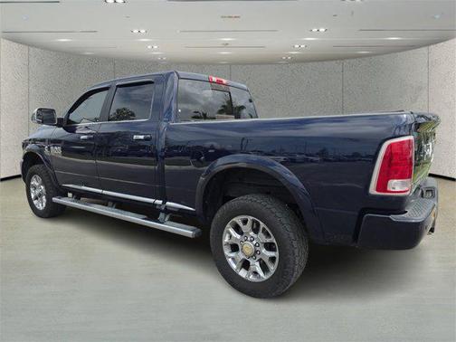 2017 RAM 2500 Limited Crew Cab 4x4 6'4' Box