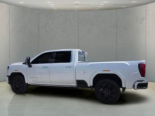 White Frost Tricoat 2024 GMC Sierra 2500 Denali Ultimate