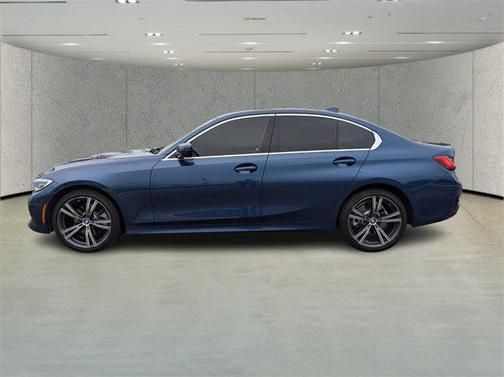 2021 BMW 330 i