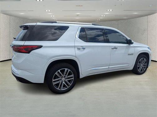 2022 Chevrolet Traverse High Country