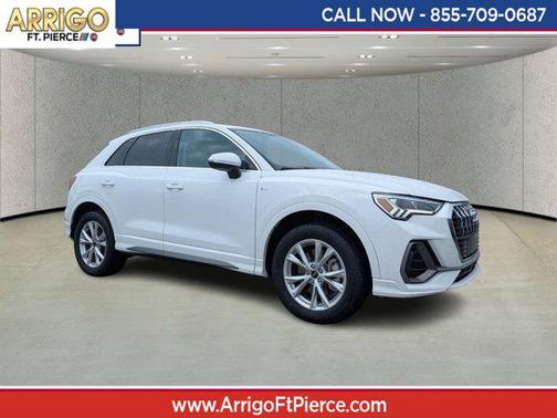 2024 Audi Q3 Premium 45 TFSI S line quattro Tiptronic