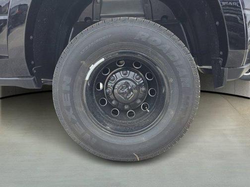 2026 RAM 3500 Limited Crew Cab 4x4 8' Box