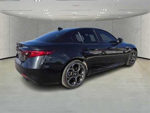 2022 Alfa Romeo Giulia Ti