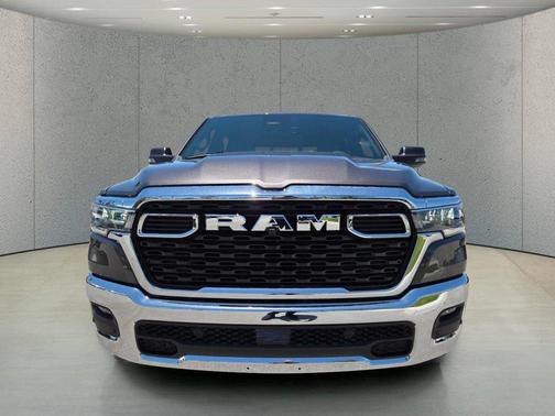 Granite Crystal Metallic Clearcoat 2026 RAM 1500 Big Horn/Lone Star