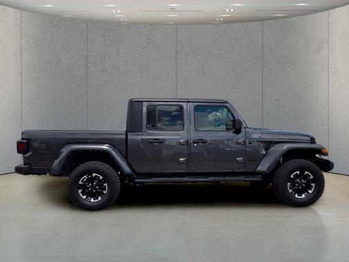 Granite Crystal Metallic Clearcoat 2022 Jeep Gladiator Altitude 4x4