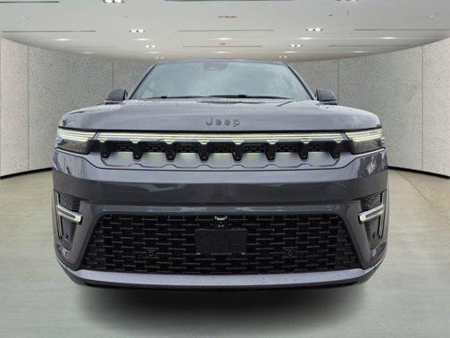 2026 Jeep Grand Wagoneer Limited Reserve 4x4