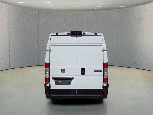 Bright White Clearcoat 2024 RAM ProMaster 2500 Tradesman