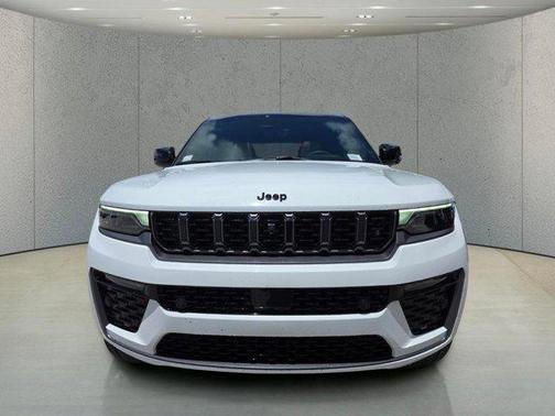 Bright White Clearcoat 2026 Jeep Grand Cherokee Summit
