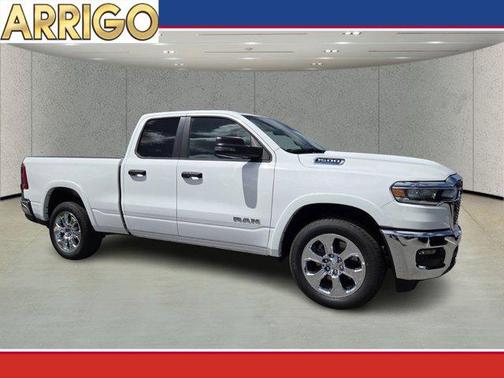 Bright White Clearcoat 2026 RAM 1500 Big Horn/Lone Star