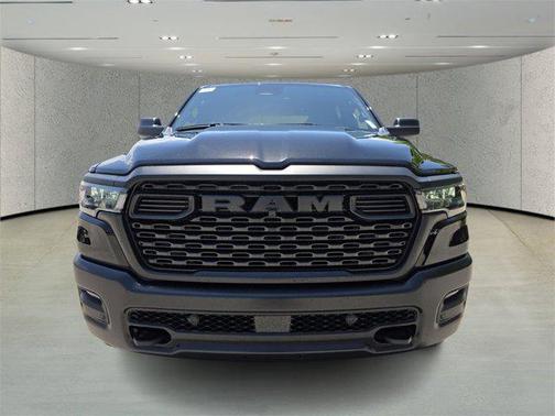 2025 RAM 1500 Warlock Crew Cab 4x4 5'7' Box