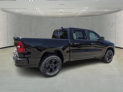 2025 RAM 1500 Warlock Crew Cab 4x4 5'7' Box