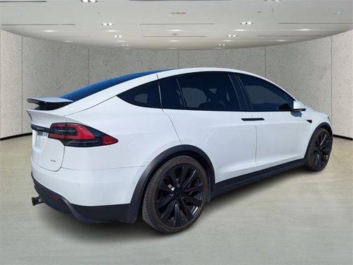 2022 Tesla Model X Plaid Tri Motor All-Wheel Drive