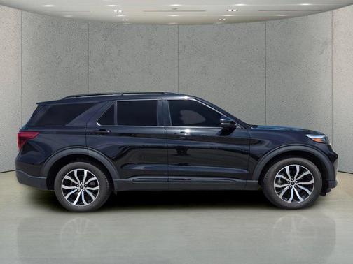 Agate Black Metallic 2021 Ford Explorer ST