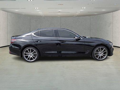 2023 Genesis G70 3.3T RWD