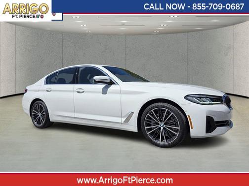 Alpine White 2023 BMW 540 i xDrive