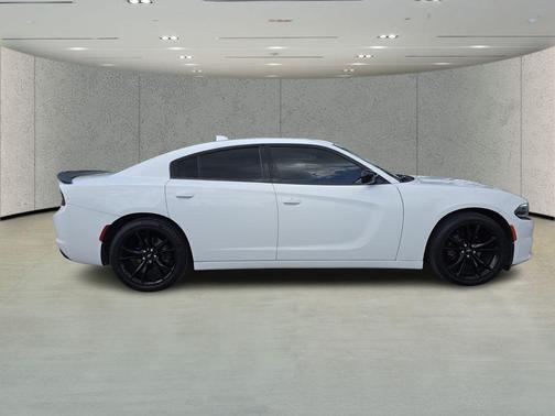 2018 Dodge Charger SXT Plus