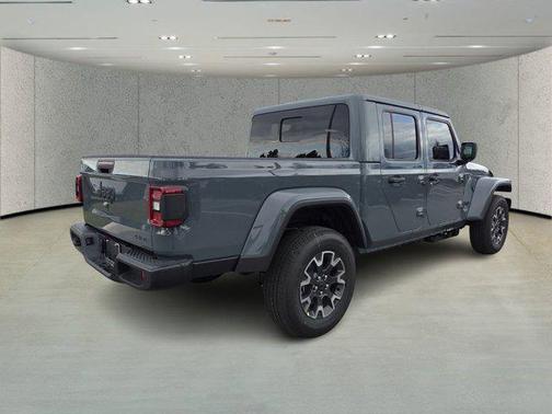 2026 Jeep Gladiator Sahara 4x4