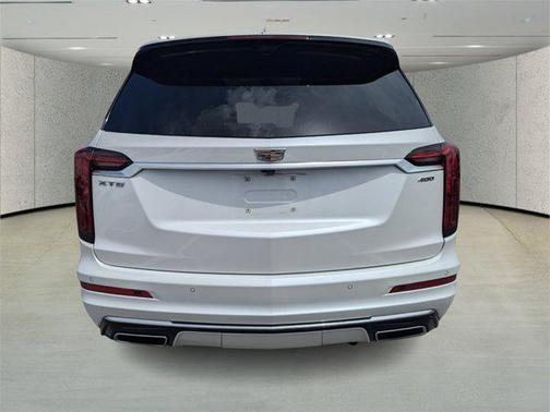 2021 Cadillac XT6 Premium Luxury FWD