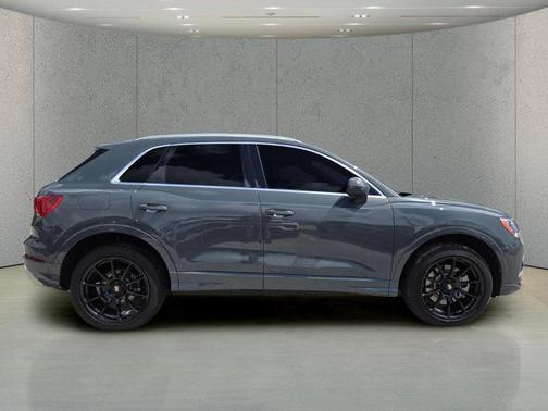 Gray Metallic 2021 Audi Q3 40 Premium