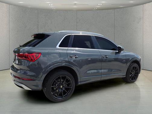 Gray Metallic 2021 Audi Q3 40 Premium