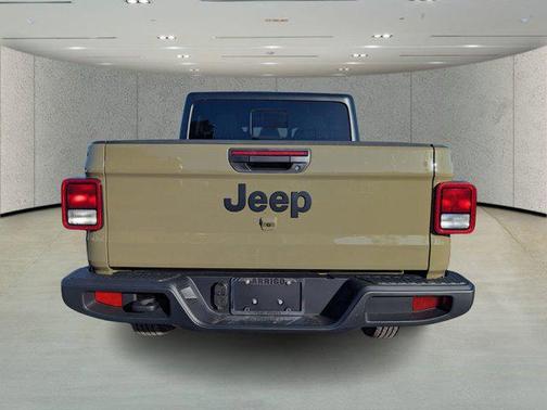 2026 Jeep Gladiator Sport S