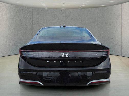 Onyx Black 2024 Hyundai SONATA SEL