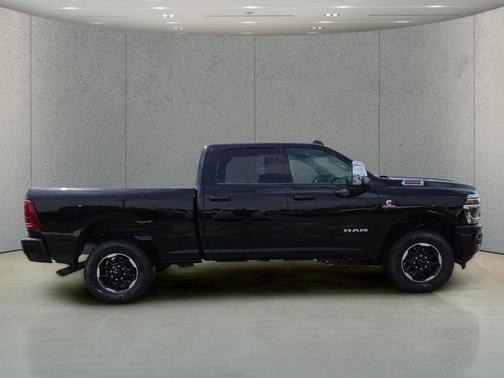 Diamond 2026 RAM 2500 Laramie Crew Cab 4x4 6'4' Box