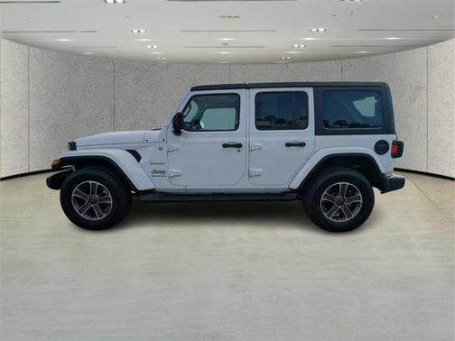 2023 Jeep Wrangler 4-Door Sahara 4x4