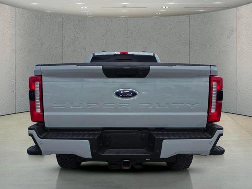 Avalanche 2025 Ford F-350 XL