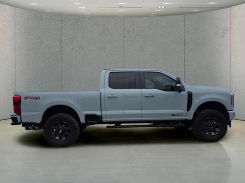 Avalanche 2025 Ford F-350 XL