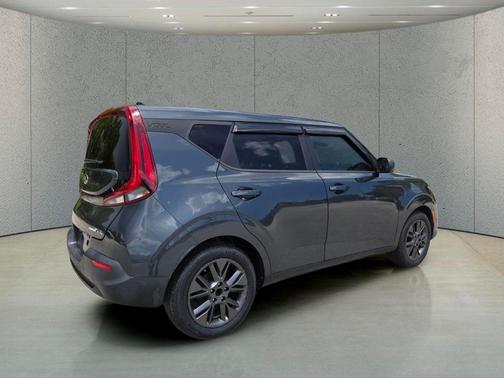 Gravity Gray 2021 Kia Soul EX