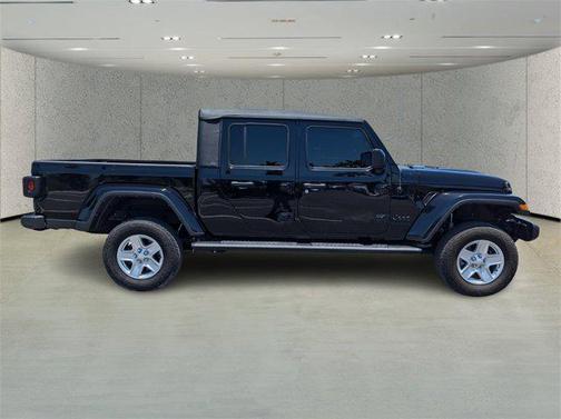 2022 Jeep Gladiator Sport S