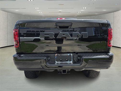 2025 RAM 2500 Big Horn Crew Cab 4x4 6'4' Box