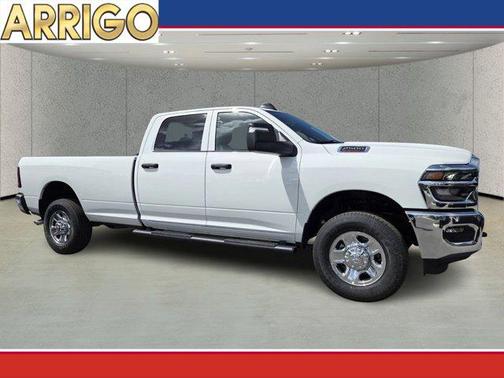 2026 RAM 2500 Tradesman Crew Cab 4x4 8' Box