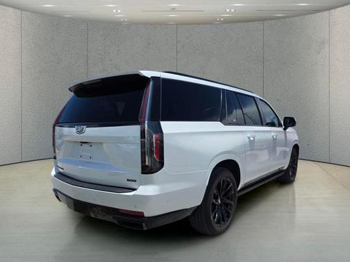 Crystal White Tricoat 2022 Cadillac Escalade ESV Sport Platinum
