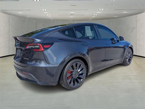 2024 Tesla Model Y Performance Dual Motor All-Wheel Drive