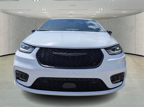2025 Chrysler Pacifica Hybrid Premium S Appearance Pkg