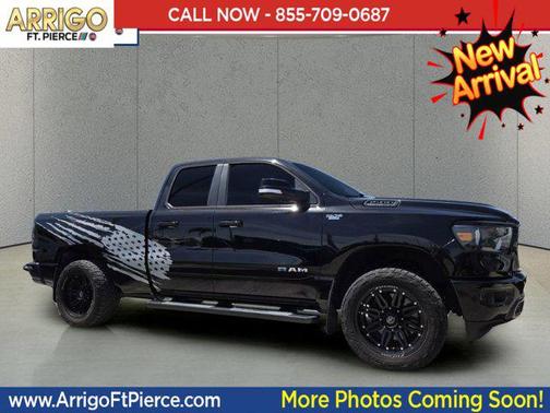 Diamond Black Crystal Pearlcoat 2021 RAM 1500 Big Horn/Lone Star