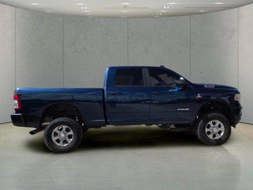 Patriot Blue Pearlcoat 2021 RAM 2500 Big Horn Crew Cab 4x4 6'4' Box