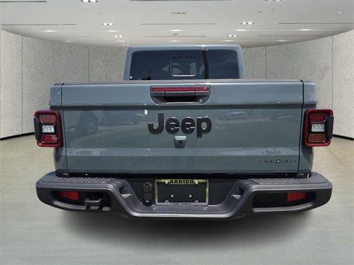 2025 Jeep Gladiator High Tide