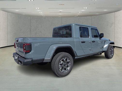 2026 Jeep Gladiator Sahara 4x4