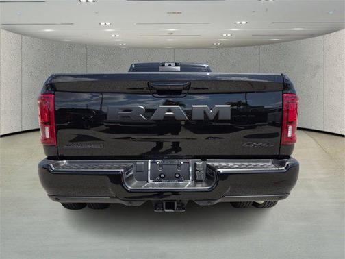 2025 RAM 3500 Laramie Crew Cab 4x4 8' Box